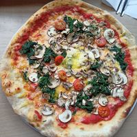 Spinach & champignons at Schlüters in Hamburg