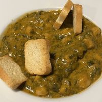 Spinach and chickpeas  at La Gorda De Las Setas in Sevilla