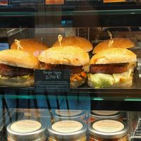 Vegan burger - served hot or cold at Boulangerie Au p'tit Louis in Lille