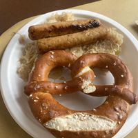 Wurstel crauti e brezel  at Stuzzicanti Melodie di Garavatti Alessandro in Milan