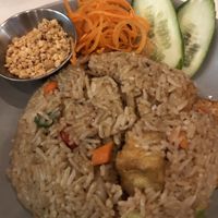 3 sisters fried rice with tofu and peanuts instead of cashews  at Sisters Thai The Ordinary Cafe in Vienna