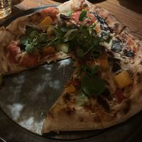 Pizza vegana   at Lamucca de Fuencarral  in Madrid