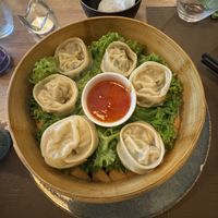 A starter: according to the menu vegetarian dim-sum, BUT it’s vegan actually 🤩  at Sushi Buzz in Brussels