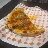 Pizza do mês bem saborosa at Time To Vegan Food in Sao Paulo