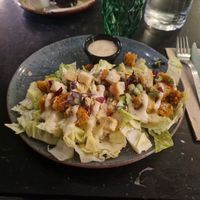 Amanida Cèsar vegana at Velada in Barcelona