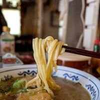 The ramen is chewy and delicious at Yakuzenshokudo Chabuzen in Tokyo