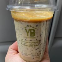 Yogourt soja   at YB (Yoghurt Barn) by Autogrill Belgium in Brussels