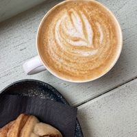 Flat white 10/10  at Papegoye in Oslo