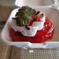 Strawberry doughnut at Chök - Valencia in Valencia