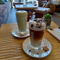 Kaffee mit Hafermilch at Mary's Café Lounge in Neuburg An Der Donau