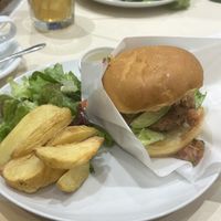 Avocado Salsa Burger   at Whitely Kyoto in Kyoto