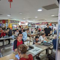 Gets busy at lunch time at SuManYuan 素满园 - People's Park Centre in Central Singapore