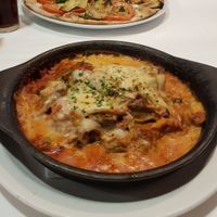 Vegan lasagne and Pizza Vegano at Capri in Lanzarote