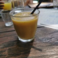 Mango smoothie at In Kannen & Kruiken in Breda