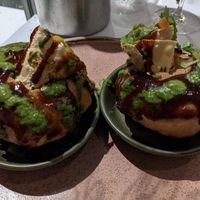 VEGAN KACHORI [g]
Crisp shell filled with white pea mash, tamarind, mint sauce. at Delhi 'O' Delhi in Newtown