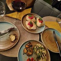 The appetizers: fried pizza and vegetables at Enotavola Wine Bar in Ravello