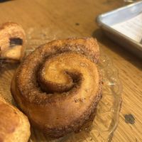 Cinnamon roll at Origin - Coffee Shop Végétal in Strasbourg