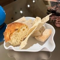 Free puglisse bread at Tierra in Matera