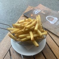 Yum   at Mo's Esscafe & Musicroom in Mayrhofen