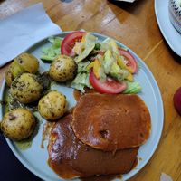 Filete en salsa napolitana at Vegarden in Medellin