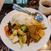 Gaeng Som at Thammachat Vegetarian Food ธรรมชาติ อาหารเจ พัทยาเหนือ in Pattaya