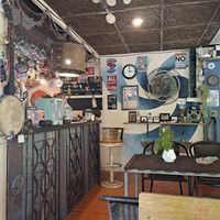 Interesting decoration ;) at Emmad's Art Garden in Koh Phangan