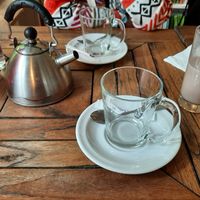 Flower tea at l'Autre Rive in Berrien