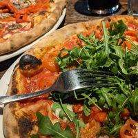 Vegan pizza (we just took away toppings to our liking) at Ambleside Tap Yard in Ambleside