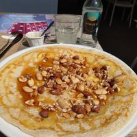Vegan pancake apple & nuts with caramel at Pannenkoekenhuis Den Strooper in Arnhem