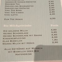 Heißgetränke, Haferdrink möglich at Wecklies Bio Café & Bistro in Bad Oldesloe