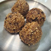 Cinnamon cookie dough bites #Veganuary at Green Grill in Rancho Cordova