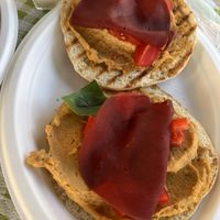 Hummus and vegan cold cut on bagel 🥯   at La sciara del Gusto in Fontanafredda