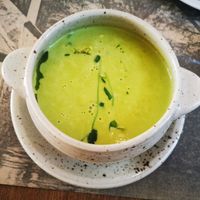 Vegan pea cream soup at Malom és Kacsa in Tata