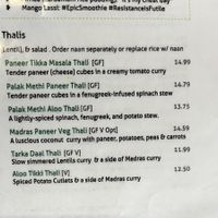 Veg options are in green font and marked (v) if vegan   at Zareen's in Redwood City