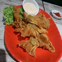 Fried wantan with vegan mayo at Kang Su Vegetarian 康素 - Orchard in Central Singapore