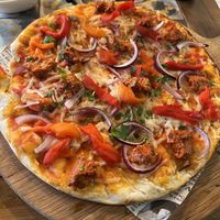 Vegan pizza with gluten-free base  at Bresca in Santiago De Compostela