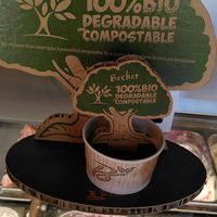 Kompostierbare Becher at Venezia Eis Boutique in Bad Aibling