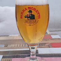 Moretti draft at Pizzeria Minante in Vienna