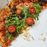 Pizza Lara with vegan Mozz and Feta at Pizzeria Minante in Vienna