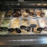 8 vegan ice creams at Nossi Be in Bilbao