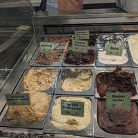 Ice cream options at Nossi Be in Bilbao