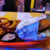 Cheese burger and onion rings at Buła z Musztardą in Poznan