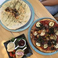 Vegane Pizza und Antipasti  at Café Bistro Bonjour in Koenigswinter