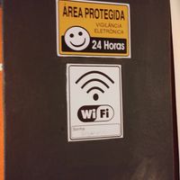 WiFi and security at MilaVeg Lanches in Porto Alegre