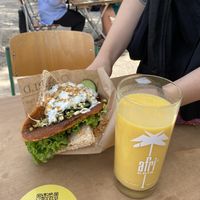 vegan lentil burger and mango lassi   at Linsenmanufaktur in Kassel