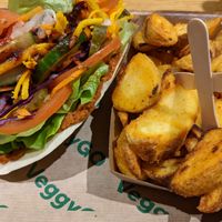 Taco und Wedges 🤤 at VeggyGO in Aachen