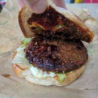 BBQ burger - behind the scenes at VeggyGO in Aachen