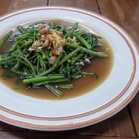 Vegan Morning Glory at Omsin Restaurant in Koh Samui