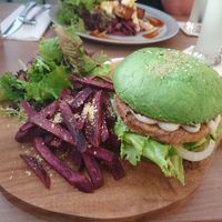 Burger 🍔  mit Jackfruit Chicken soooo lecker at Moringa Plant-Based Restaurant in Kuta