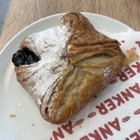 Plum pastry   at Anker - Hoher Markt in Vienna
